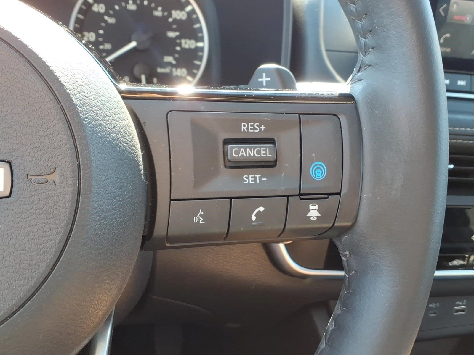 Certified 2023 Nissan Rogue SV w/ SV Premium B Package AWD/4WD image 16