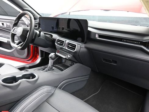 Used 2024 Ford Mustang GT Premium image 17