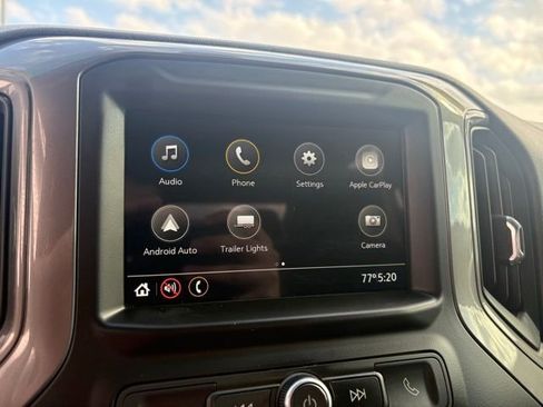 Used 2019 Chevrolet Silverado 1500 Custom Trail Boss AWD/4WD image 17