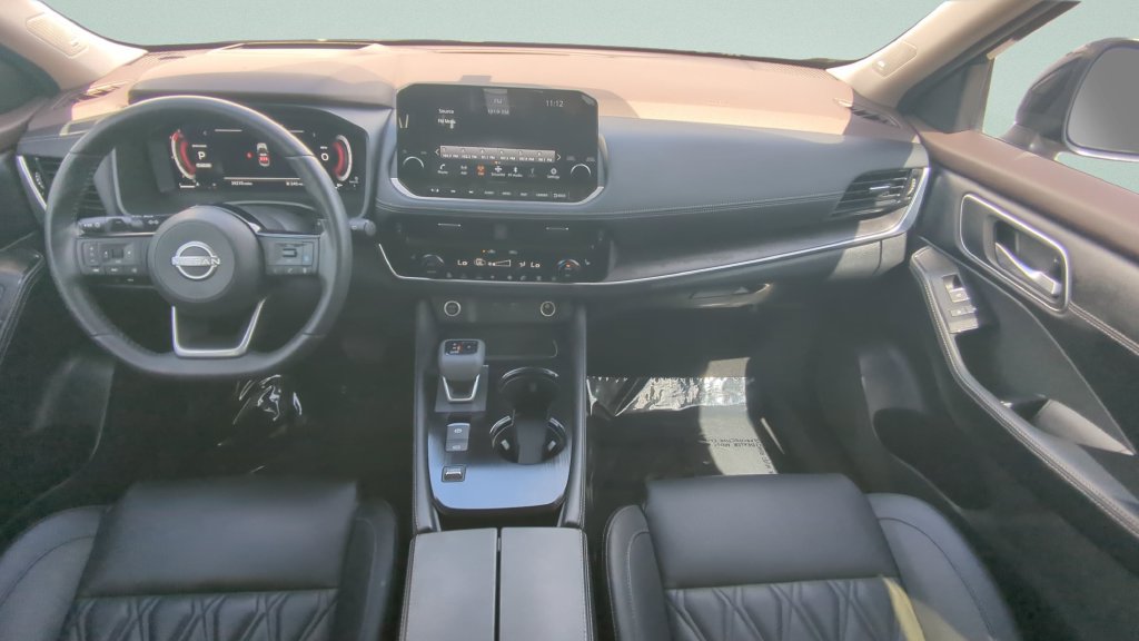Certified 2023 Nissan Rogue Platinum w/ Platinum Premium Package FWD image 11