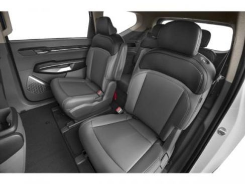 Certified 2024 Kia EV9 Land image 16