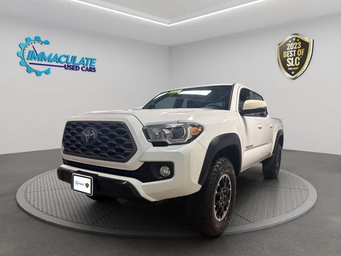Used 2023 Toyota Tacoma TRD Off-Road w/ Technology Package AWD/4WD image 1