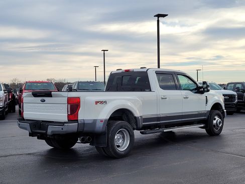 Used 2022 Ford F350 Lariat w/ Lariat Ultimate Package image 4