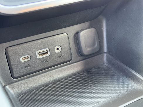 Used 2018 GMC Terrain SLE image 37