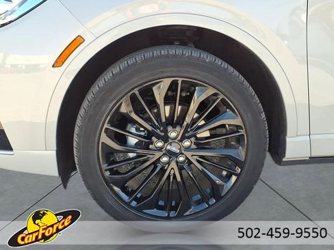 Used 2024 Lincoln Corsair Reserve w/ Jet Appearance Package image 16