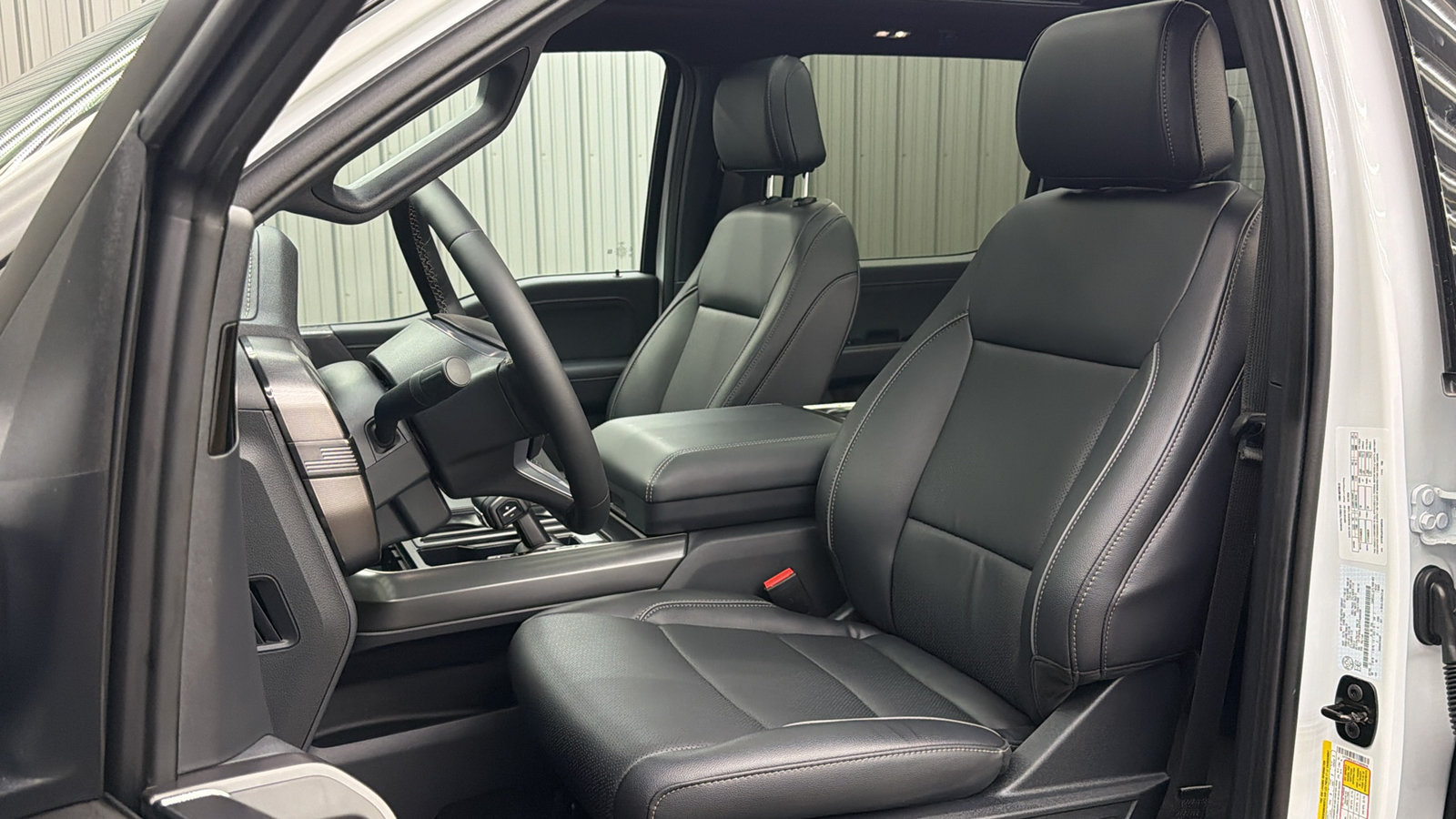 Used 2026 Ford F150 Lariat AWD/4WD image 32