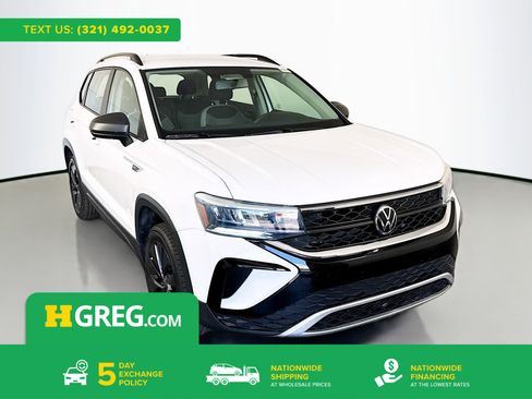 Used 2022 Volkswagen Taos S FWD image 1