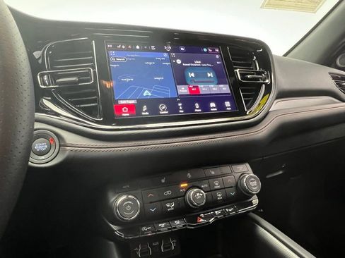 Used 2025 Dodge Durango GT w/ Blacktop Package image 12