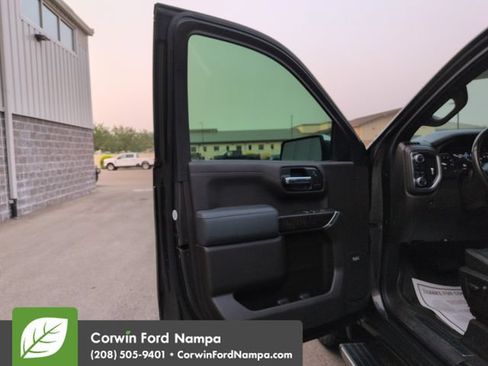 Used 2020 GMC Sierra 1500 Denali w/ Denali Ultimate Package AWD/4WD image 10
