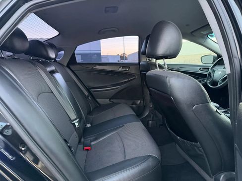 Used 2013 Hyundai Sonata SE FWD image 11