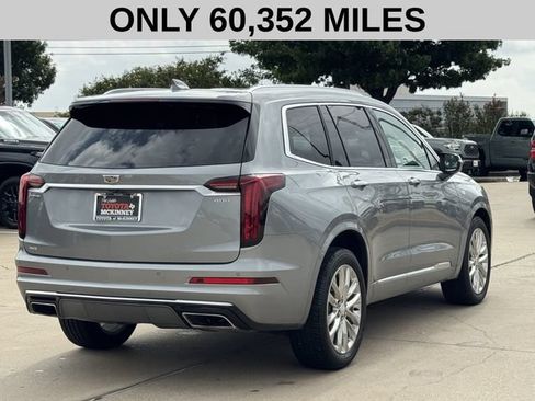 Used 2023 Cadillac XT6 Premium Luxury AWD/4WD image 4