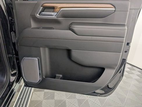 Certified 2024 Chevrolet Silverado 2500 High Country w/ High Country Premium Package image 33