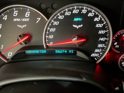 Used 2011 Chevrolet Corvette Grand Sport w/ Preferred Equipment Group RWD image 13