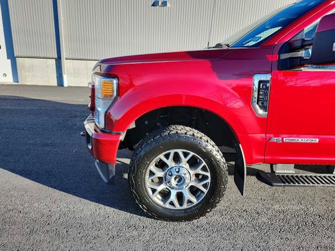 Used 2022 Ford F250 Lariat image 10