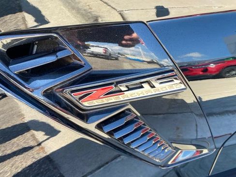 Used 2018 Chevrolet Corvette Z06 RWD image 10