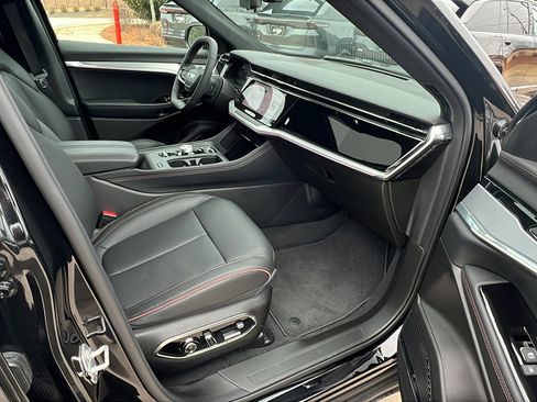 Used 2024 Jeep Wagoneer Launch Edition image 20