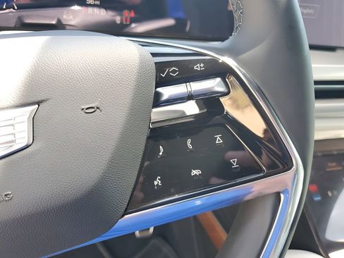 New 2026 Cadillac Vistiq Luxury image 35