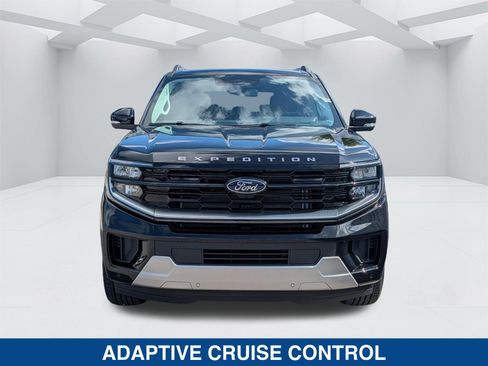 New 2026 Ford Expedition Platinum w/ Platinum Ultimate Package AWD/4WD image 10