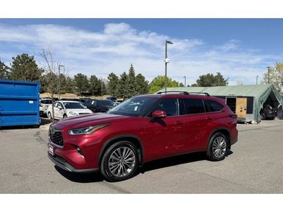 Used 2022 Toyota Highlander Platinum