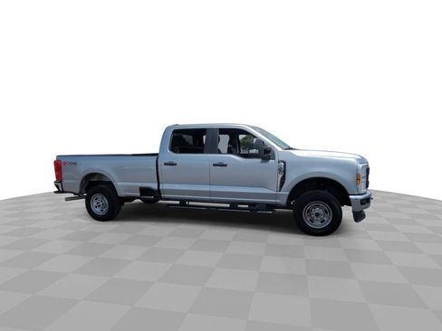 Used 2024 Ford F250 XL w/ FX4 Off-Road Package AWD/4WD image 9