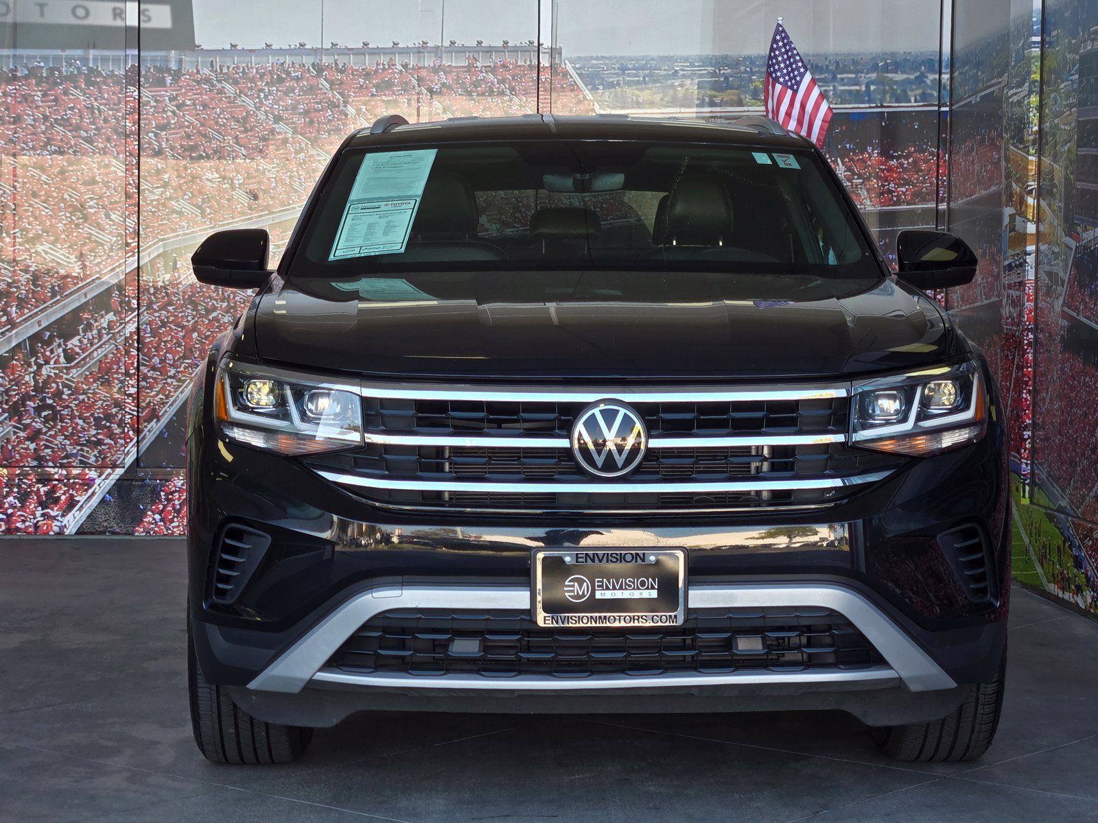 Used 2022 Volkswagen Atlas Cross Sport SE FWD image 3