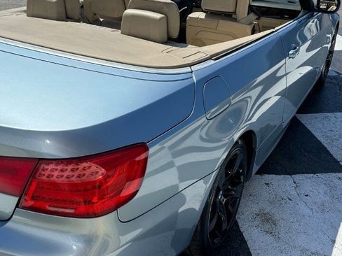 Used 2013 BMW 335i Convertible w/ Premium Pkg image 5