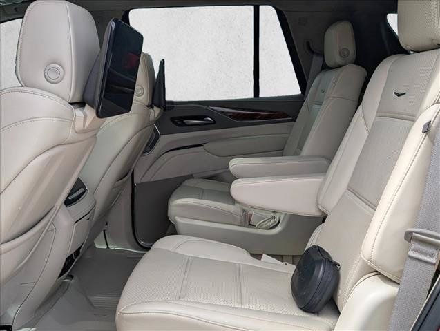 Used 2023 Cadillac Escalade Sport Platinum w/ LPO, ONYX Package AWD/4WD image 27