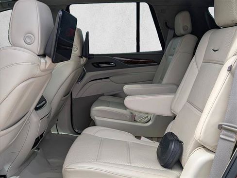 Used 2023 Cadillac Escalade Sport Platinum w/ LPO, ONYX Package AWD/4WD image 27