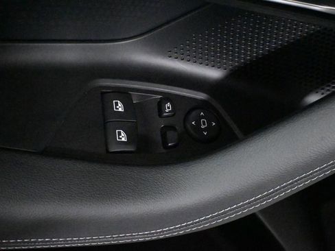 Used 2025 BMW 230i xDrive Coupe w/ Convenience Package image 31