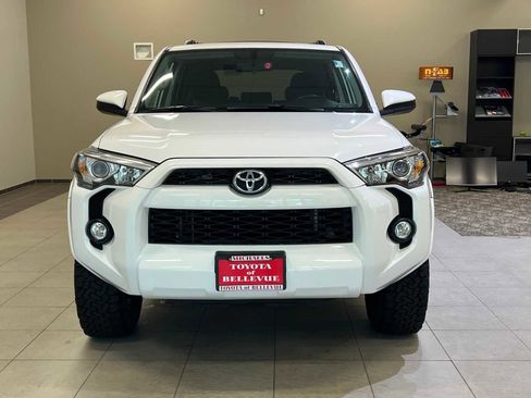 Used 2019 Toyota 4Runner SR5 image 6
