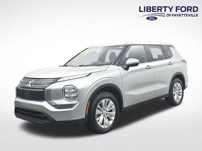 Used 2025 Mitsubishi Outlander ES
