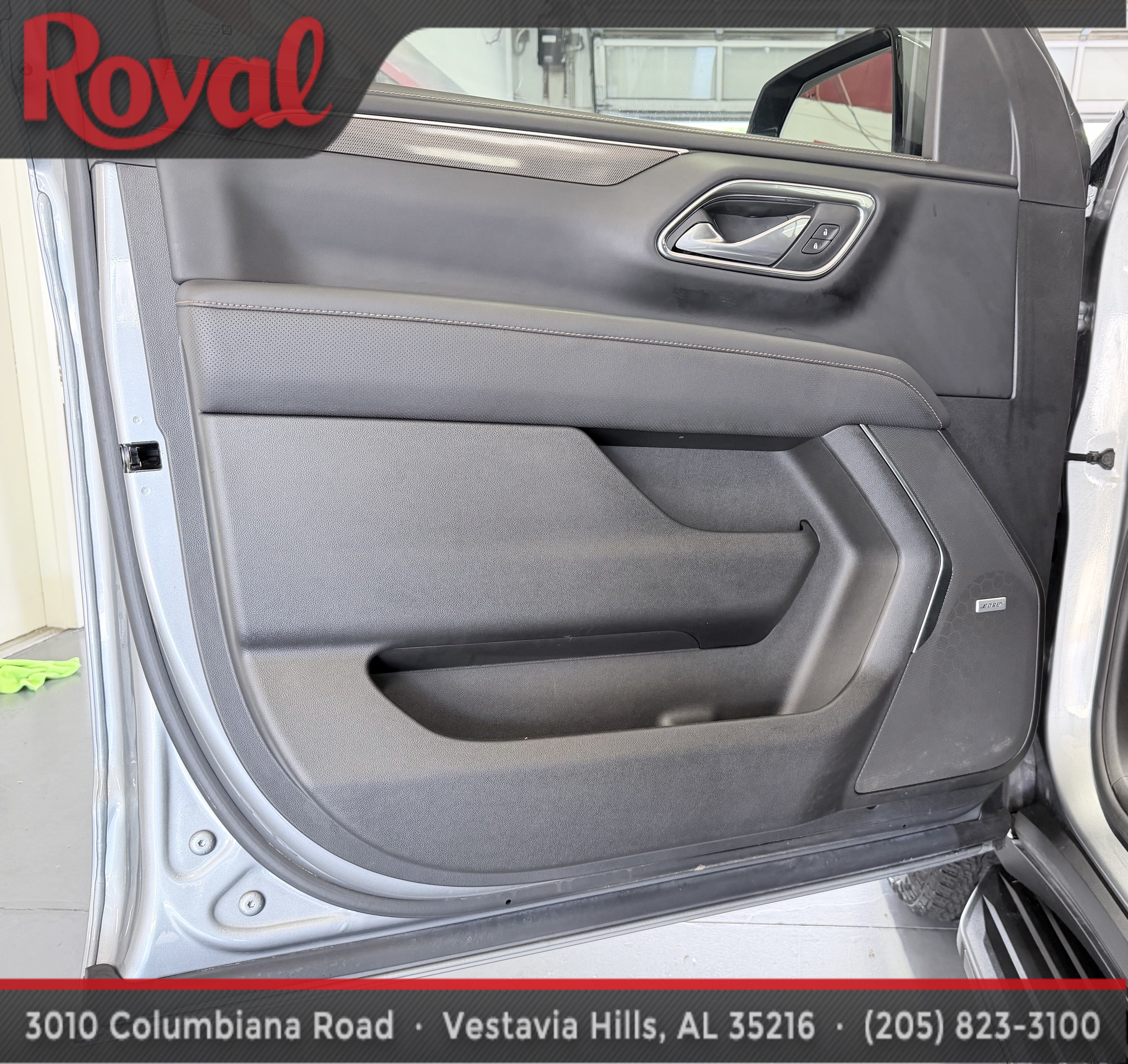 Used 2023 GMC Yukon AT4 AWD/4WD image 12