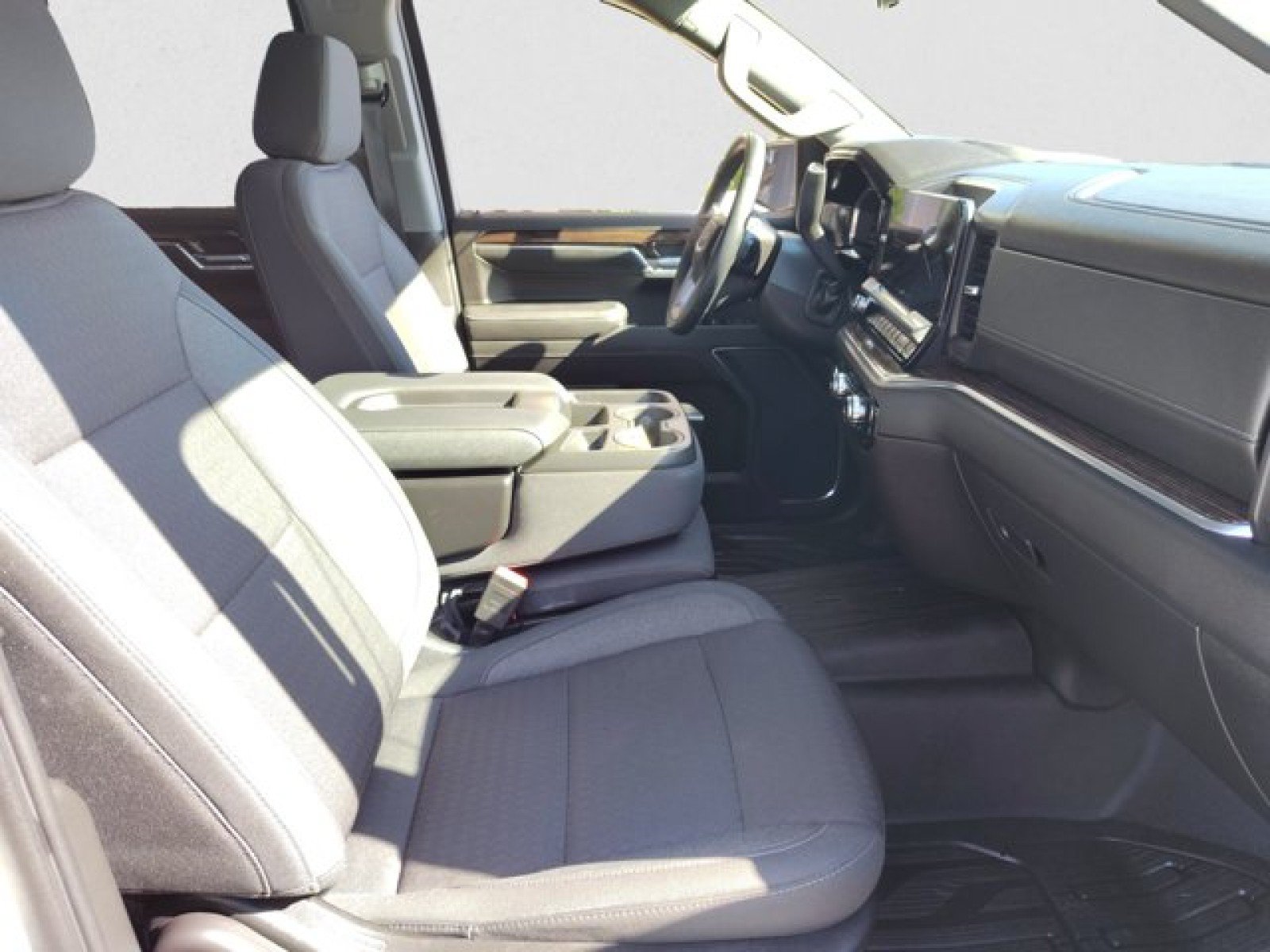 Used 2023 GMC Sierra 1500 Elevation AWD/4WD image 18
