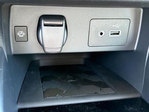 New 2025 Nissan Versa SV w/ Trunk Package image 14