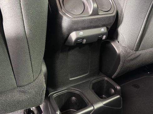 Used 2021 Jeep Wrangler Unlimited Sport image 20