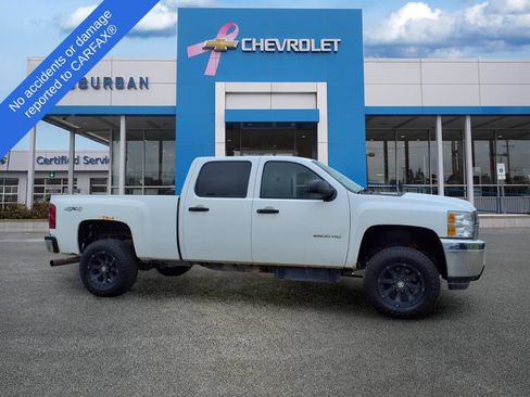 Used 2013 Chevrolet Silverado 2500 W/T AWD/4WD image 4