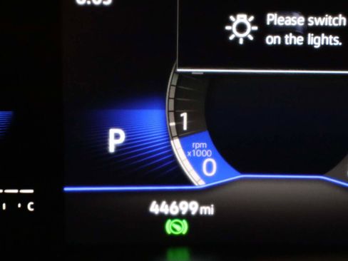 Certified 2022 Volkswagen Atlas SE image 9