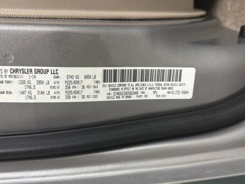 Used 2014 Dodge Grand Caravan SXT FWD image 22