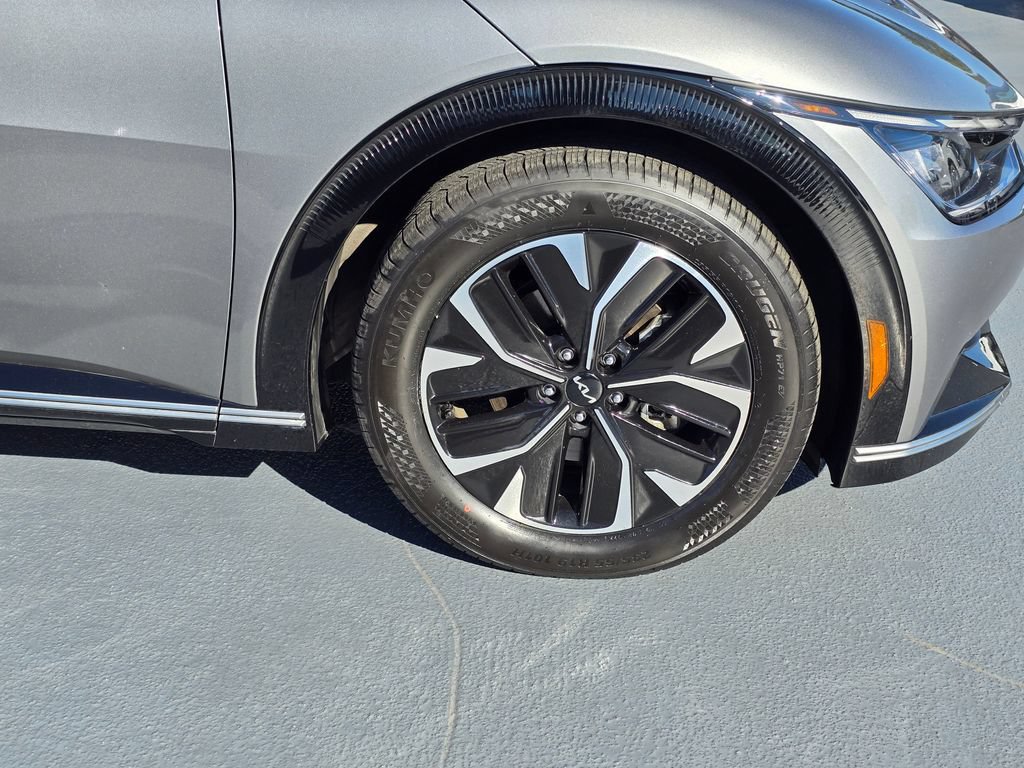 Certified 2024 Kia EV6 Wind AWD/4WD image 10