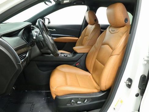 Used 2023 Cadillac XT4 Sport image 25