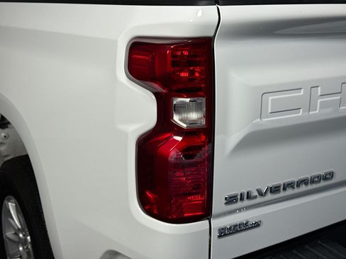 Used 2023 Chevrolet Silverado 1500 Custom RWD image 35