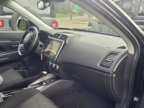 Used 2023 Mitsubishi Outlander Sport LE AWD/4WD image 29
