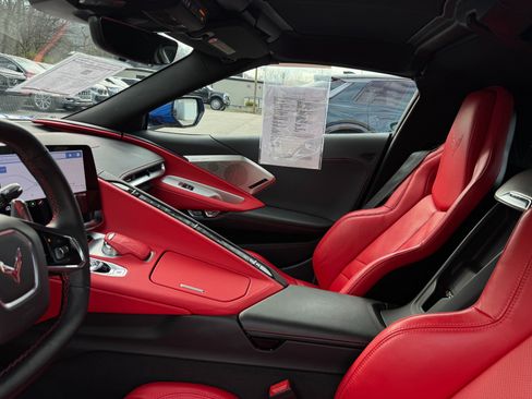 Used 2021 Chevrolet Corvette Stingray Preferred Cpe w/ 2LT image 17