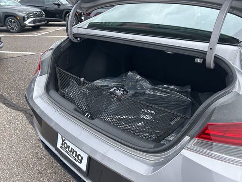 New 2026 Hyundai Elantra Limited image 28