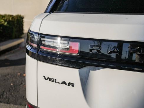 Used 2024 Land Rover Range Rover Velar S image 7