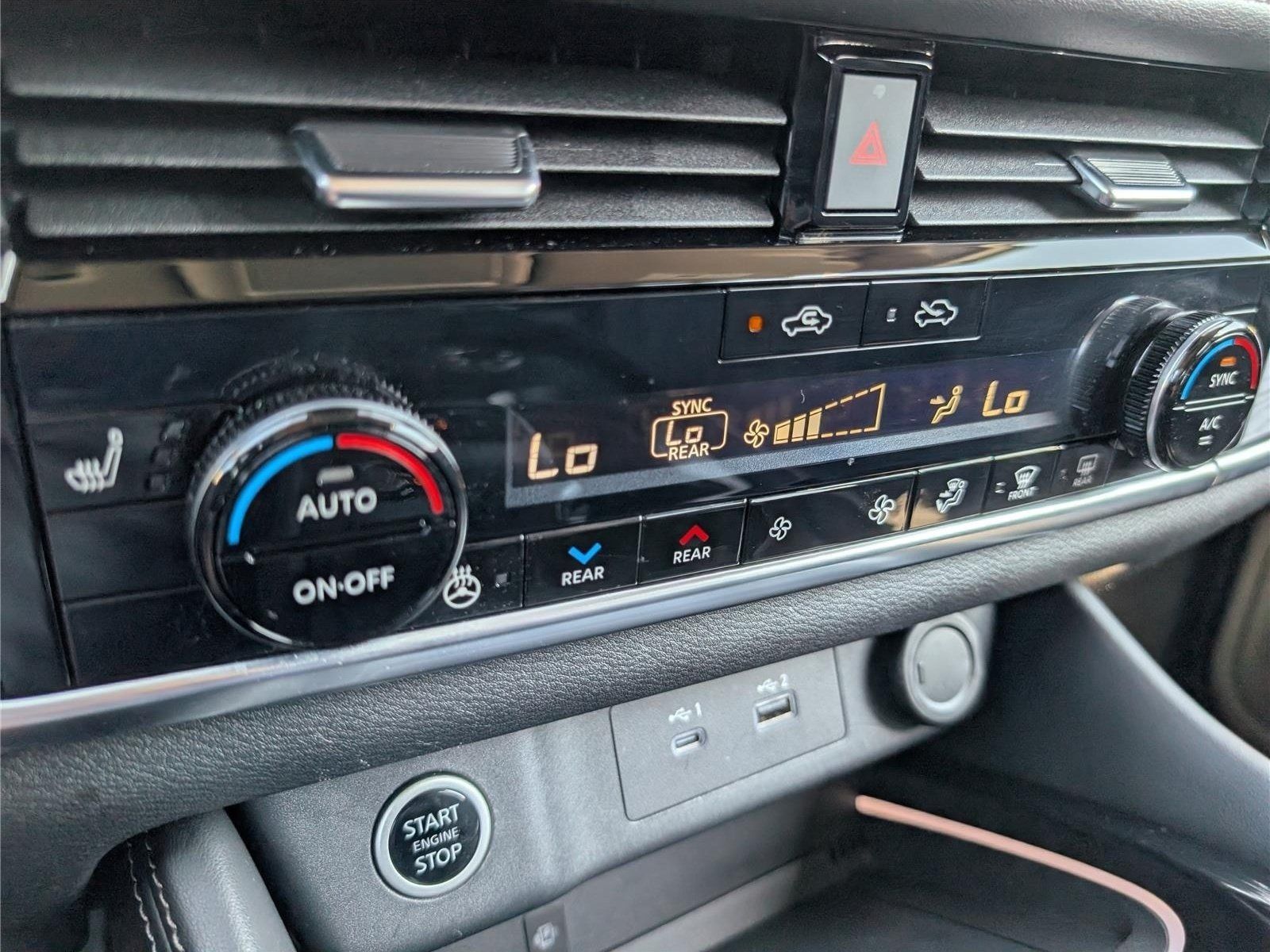 Used 2022 Nissan Rogue Platinum AWD/4WD image 28
