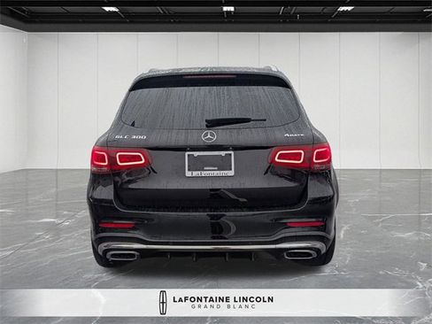 Used 2022 Mercedes-Benz GLC 300 4MATIC image 4