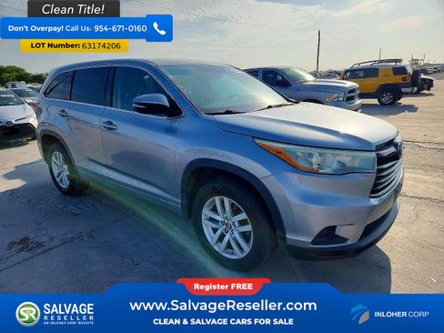 Used 2016 Toyota Highlander LE FWD image 5