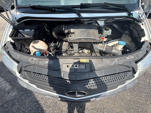 Used 2016 Mercedes-Benz Sprinter 2500 w/ Driver Efficiency Package image 34