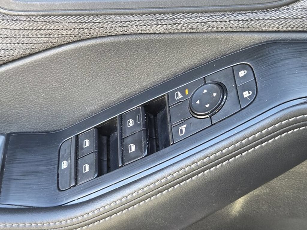 Used 2021 Nissan Rogue S AWD/4WD image 34